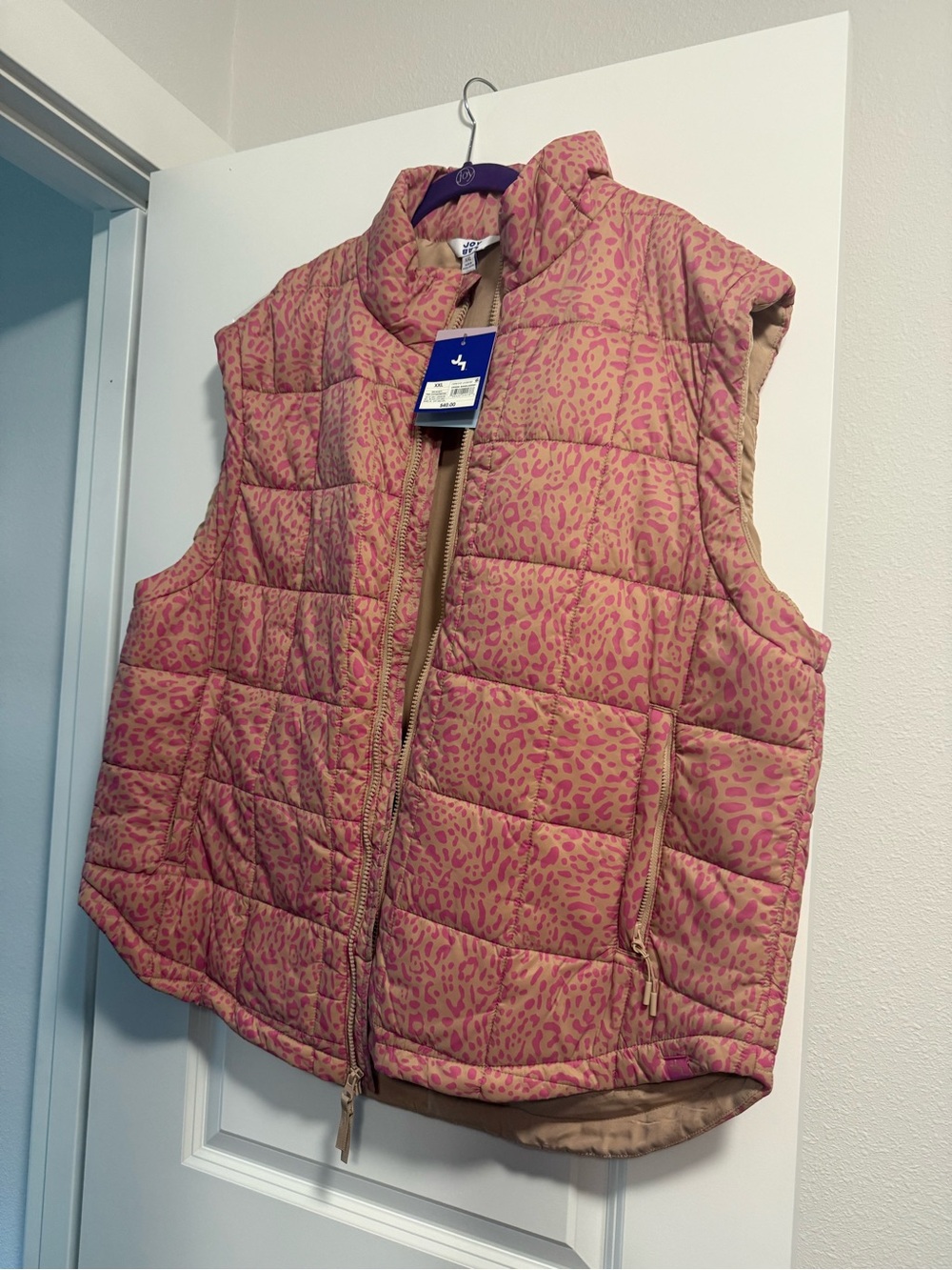 JoyLab Pink Leopard Print Quilted Vest